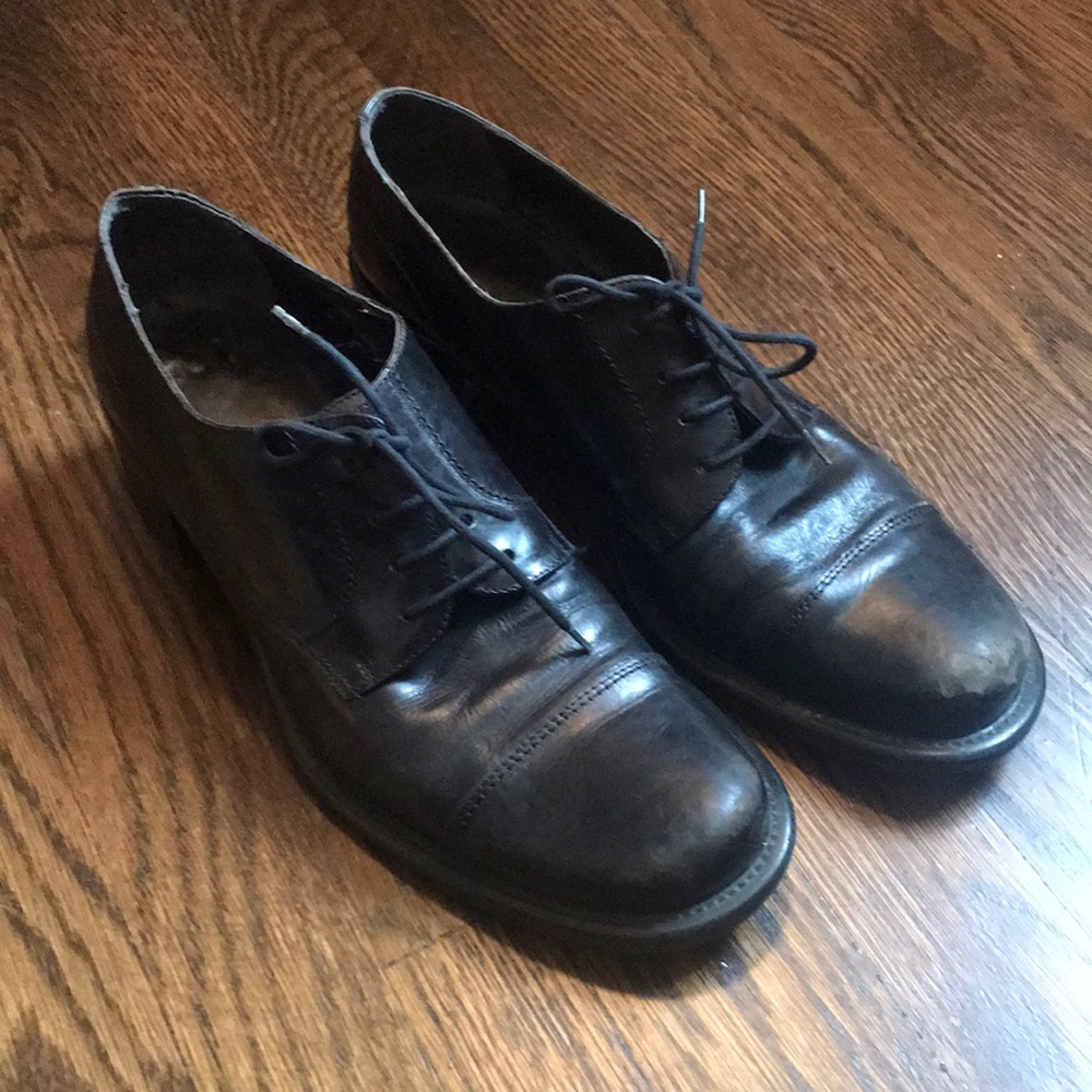 Kenneth Cole black oxford size 10 shoes